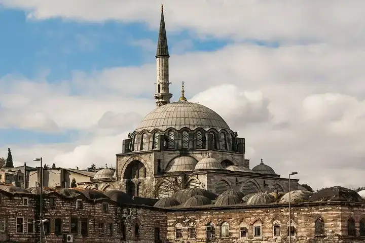 مسجد رستم پاشا استانبول | میزبان بلیط