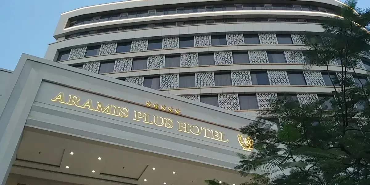 هتل آرامیس پلاس کیش | میزبان بلیط