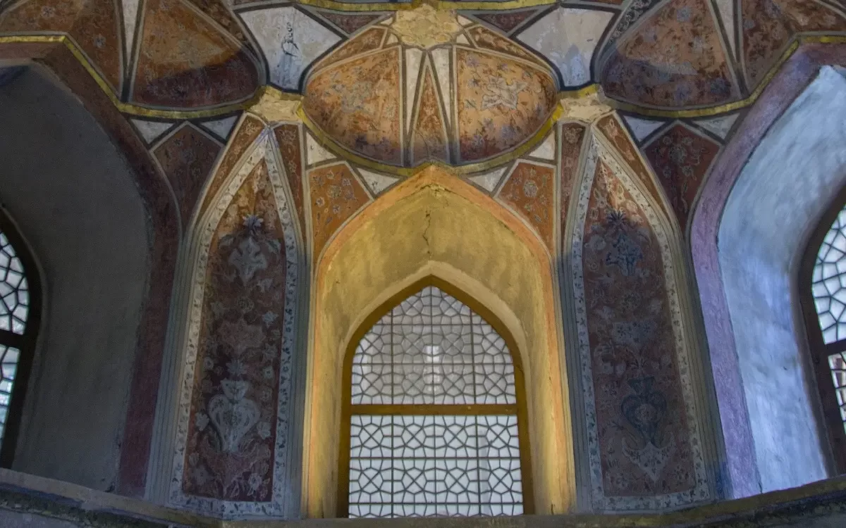 کاخ هشت بهشت اصفهان | میزبان بلیط