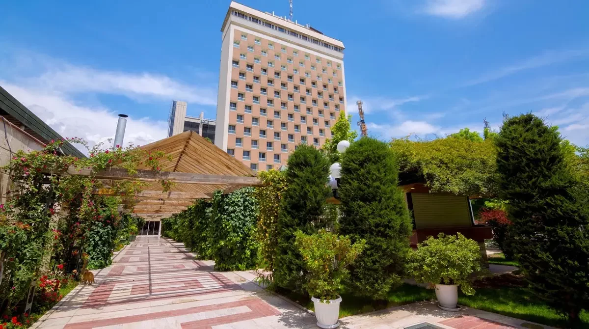 هتل هما تهران | میزبان بلیط